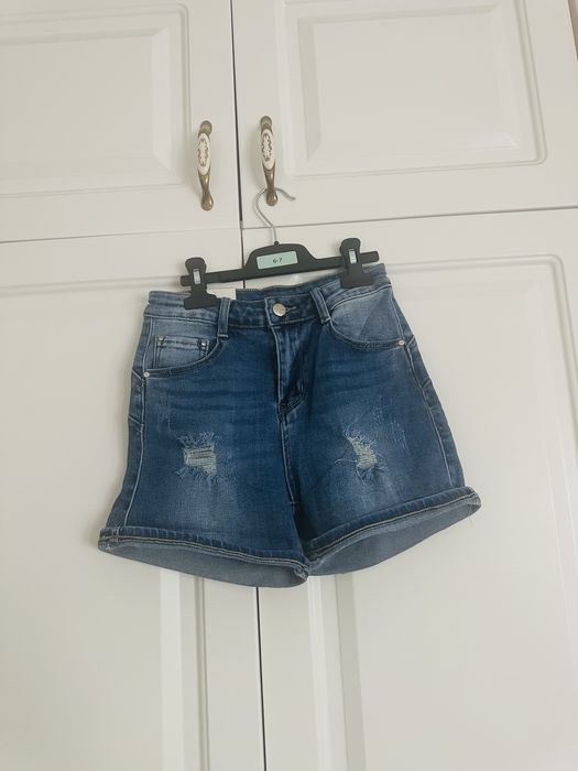 Pantaloni scurti / blugi ,Tommy Hilfiger , cu push up , cu talie inalta , NOI , masura S