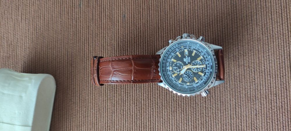 Ceas Casio Edifice EF-527L chronograph & tachymeter
