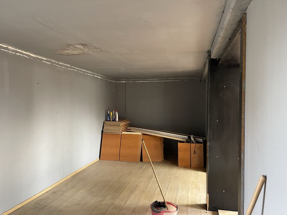 Inchiriez Spatiu in Padureni (Timis)