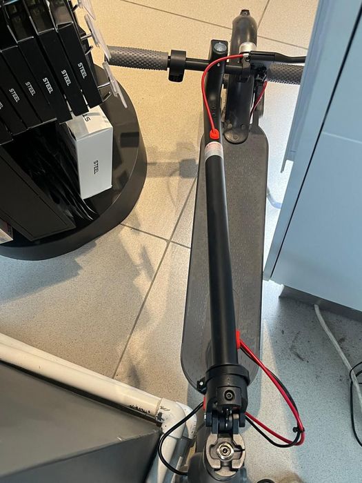 Продам электросамокат