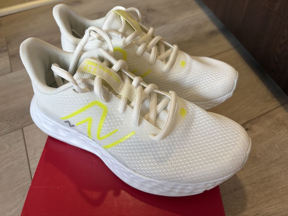 Маратонки New balance
