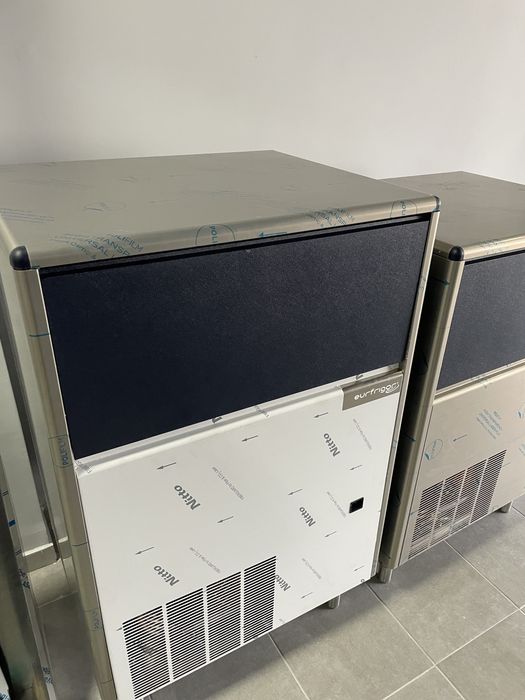 професионален ледогенератор 100кг Италия водно охлаждане