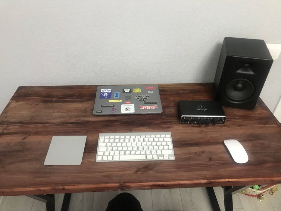 Деревянный стол лофт