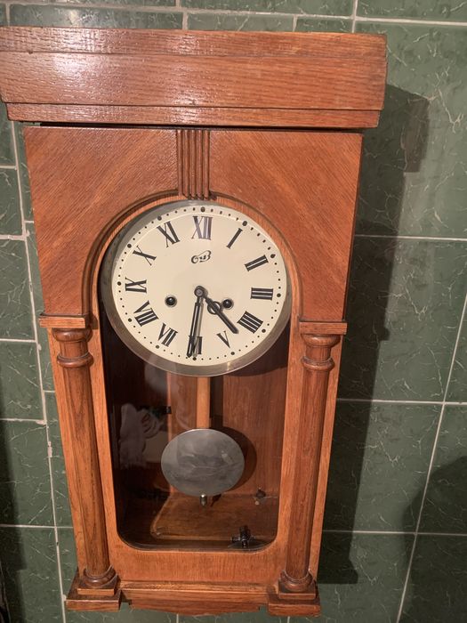 Часы настеные ОЧЗ .