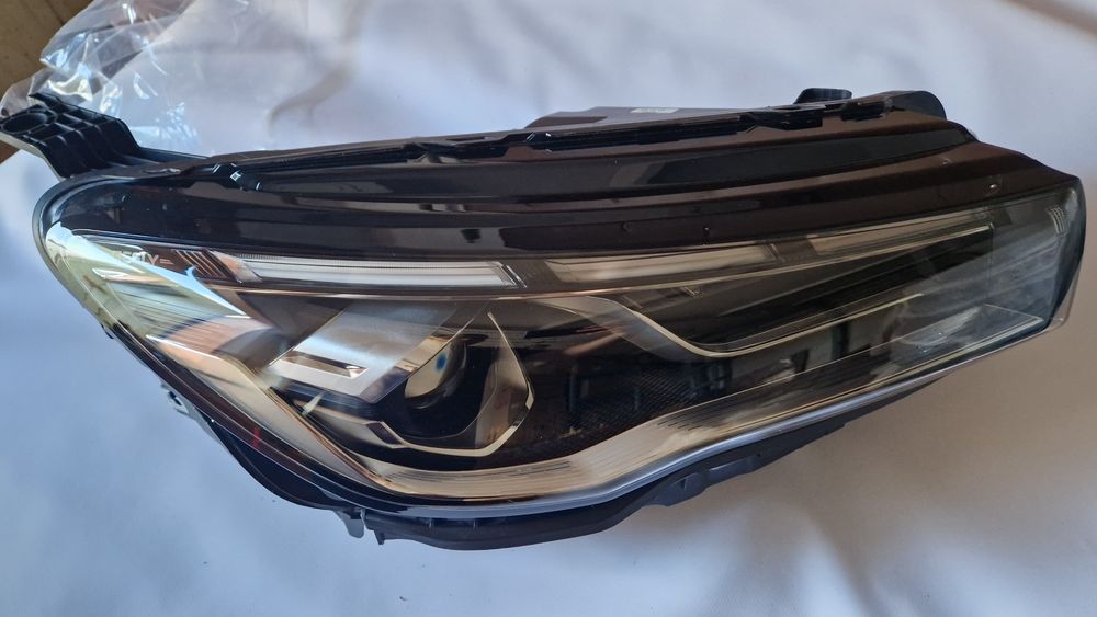 Фары Geely Emgrant
