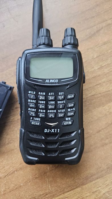 Scaner,receiver Alinco dj-x11 e