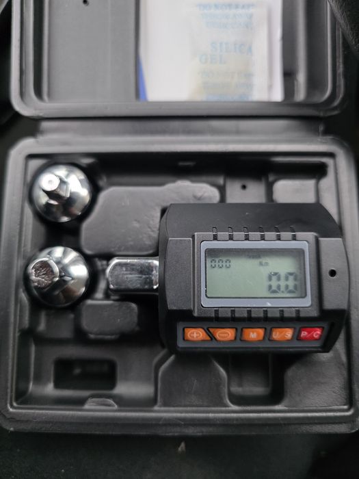 Дигитален динамометричен адаптер