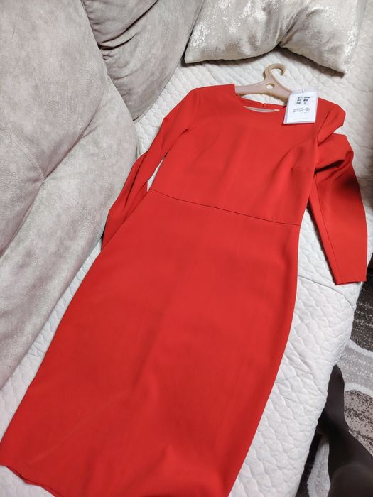 Платье очень красивое