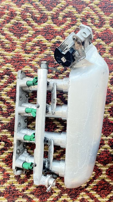 2.4L. turbina 1oy ishlatilgan xolos yangi kamplekt