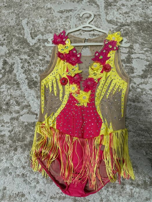 Купальник для художественной гимнастики