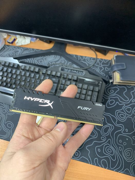 Ddr4 hyperX Fury 8 gb  в отличном состоянии