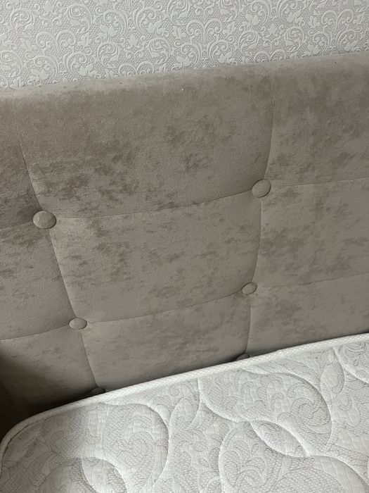 Кровать односпальную продам