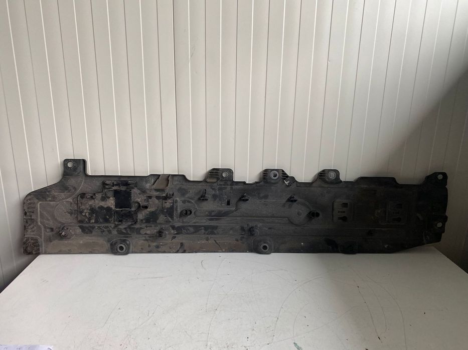 Scut dreapta conducte sub masina Volvo XC60 V90 V60 XC90 V60CC 32260495