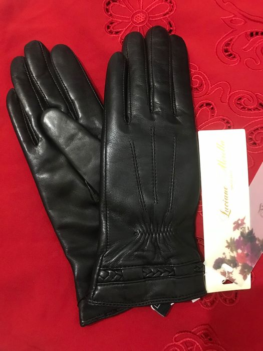 Перчатки кожаные женские новые