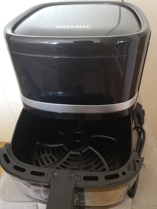 Air fryer nou, fripteuza cu oprire automata,