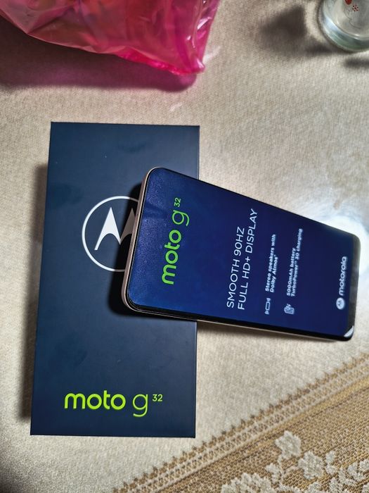 Продавам тел. moto g32