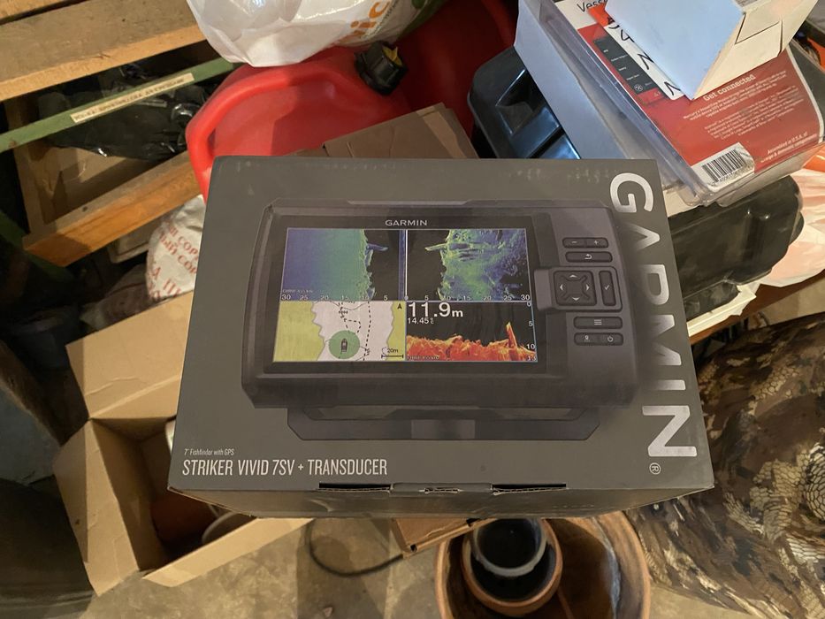 Эхолот Garmin Striker vivid 7sv