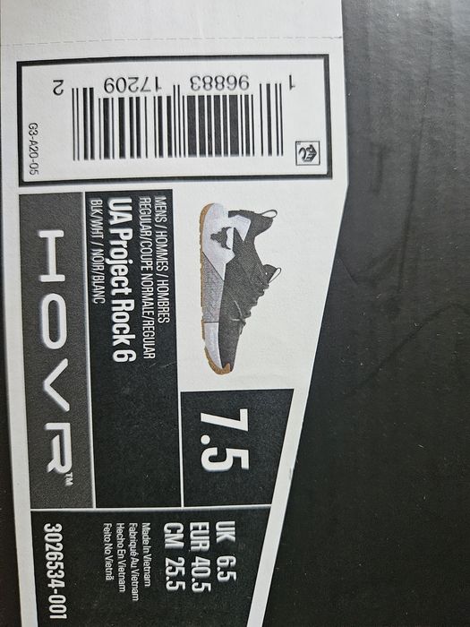 Under Armour Project Rock 6