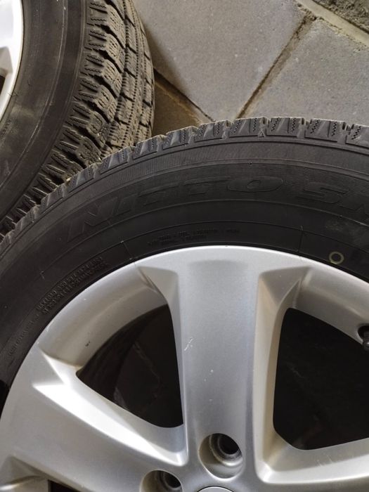 Продам зимние шины 4 балона