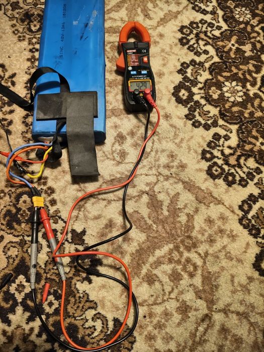 Vând baterie, acumulator 48v 13ah cu defect