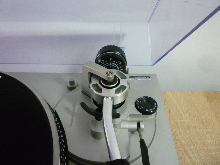 NOU !  pick-up  technics