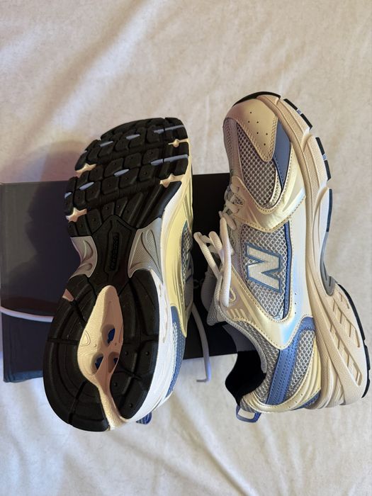 Обувки New Balance 530 чисто нови