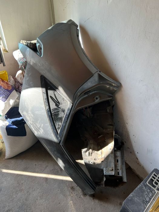 Крыло заднее левое Infiniti fx35