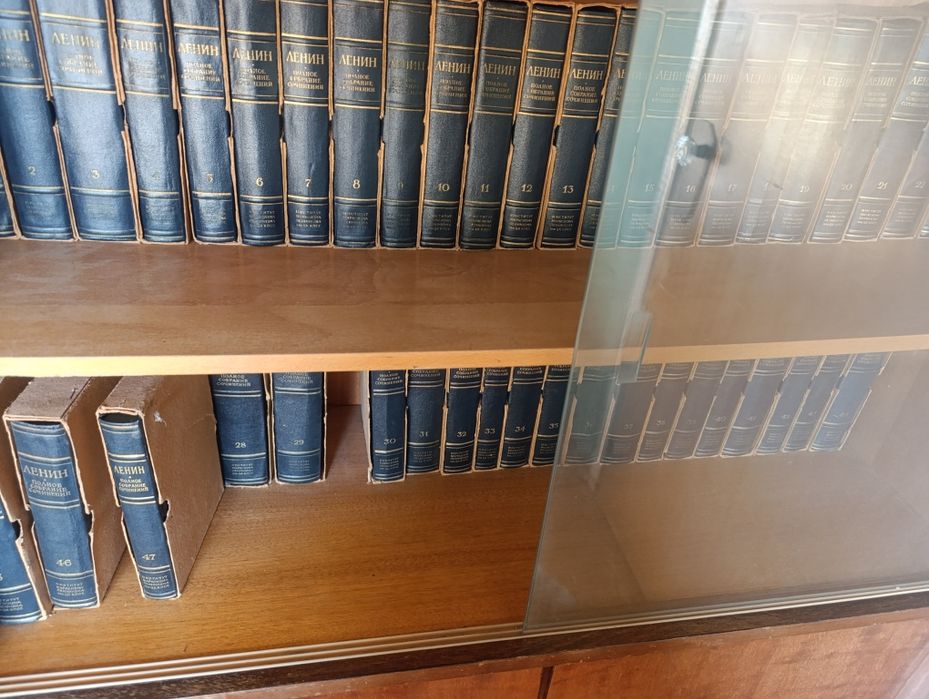 Книги,сборник Ленина все томы