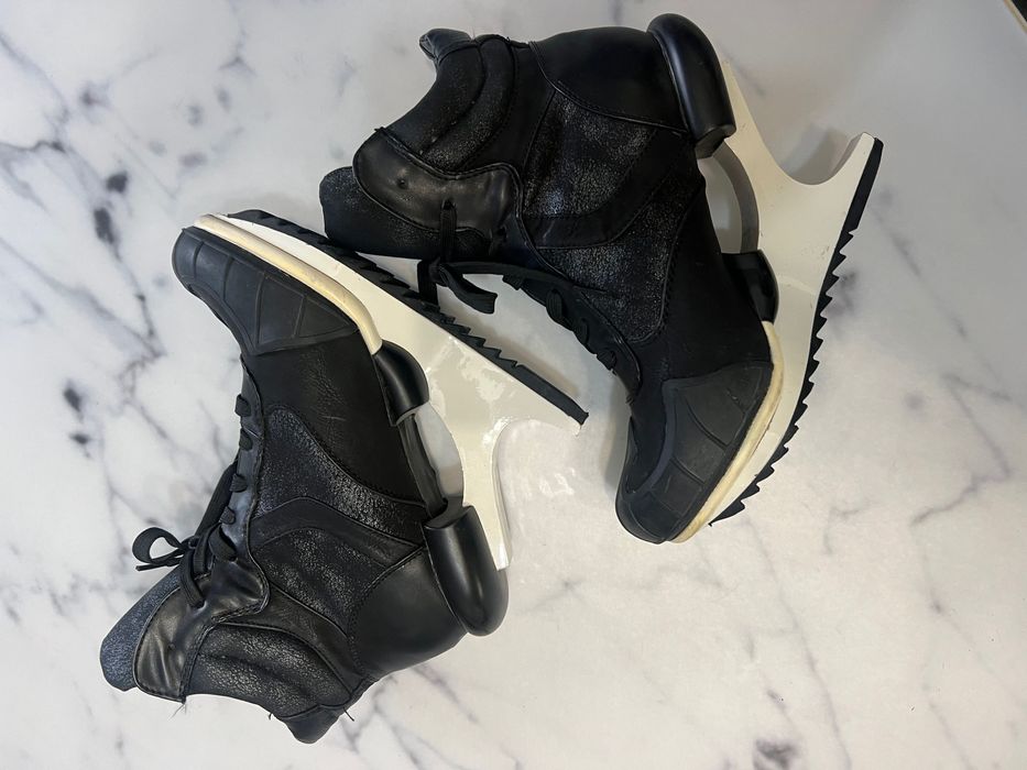 Djofra екстравагантни боти