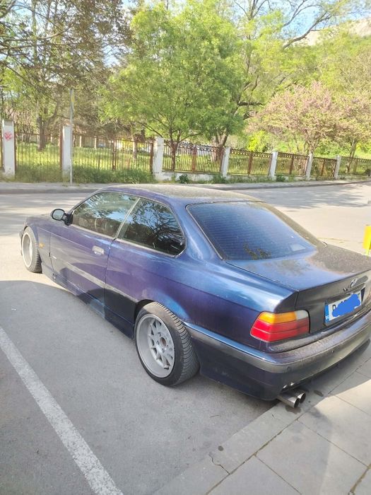 BMW e36 coupe 2.8