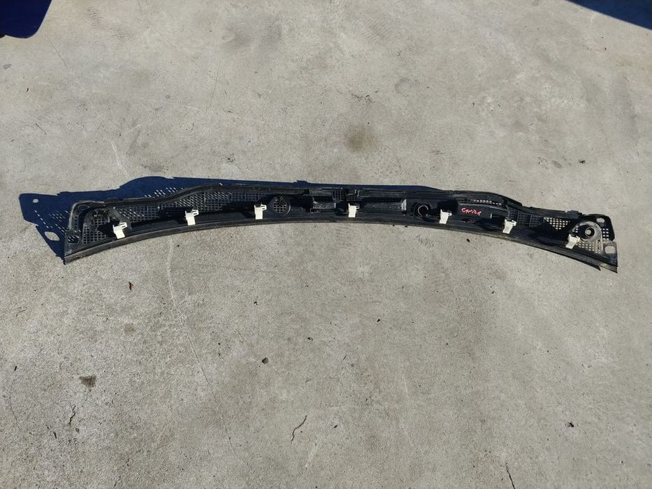 grila stergator capota renault captur 1 j5 h5 2018