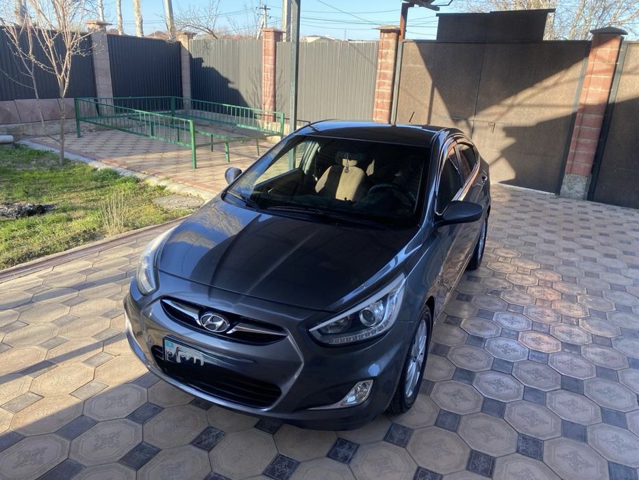 Hyundai Accent 2014