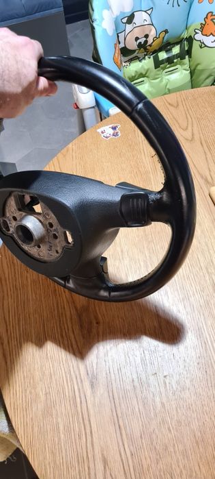 Volan VW Golf Passat  Jetta 5 V de piele cu comenzi și padele