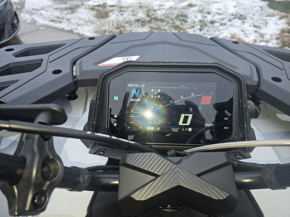 Atv linhai 650 pro nou nout cu folia pe el