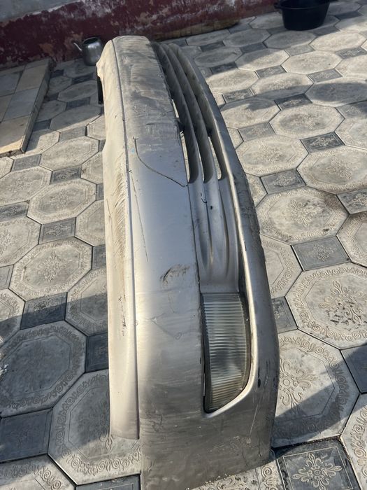 Передний бампер лексус ES300 windom 20