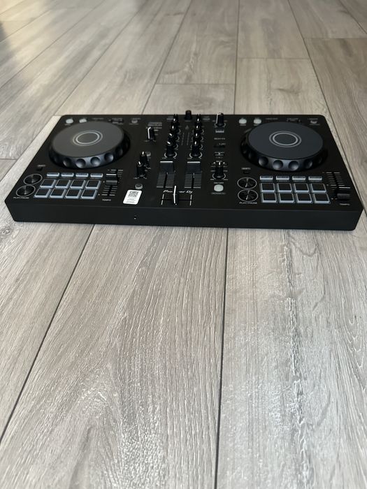 DJ контролер Pioneer FLX-4 + слушалки