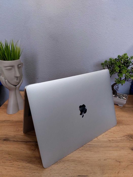 Macbook Pro 13" 2020