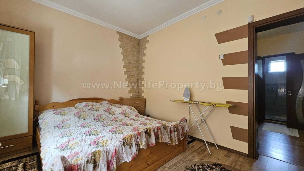 Продава се Къща в Камено - 132 кв.м за 1023 €/кв.м - Снимка #17