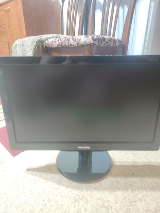 Мониторы 2 штуки