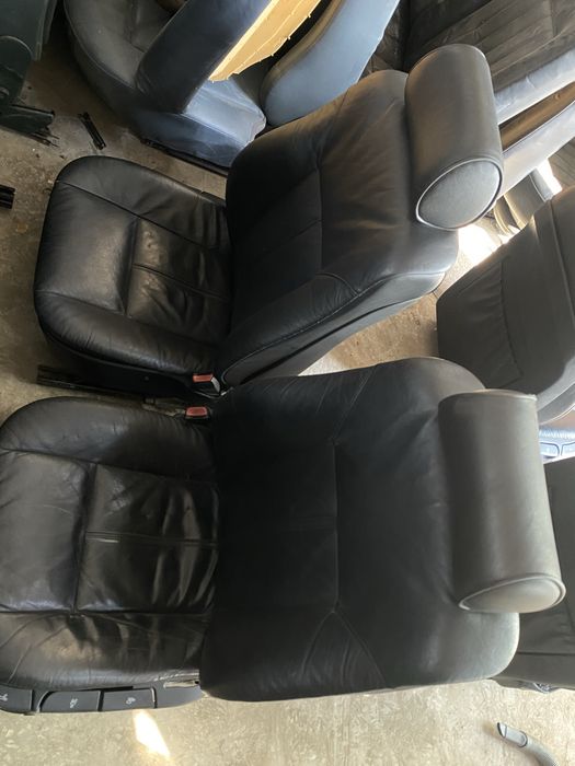 Передние сиденья bmw e39