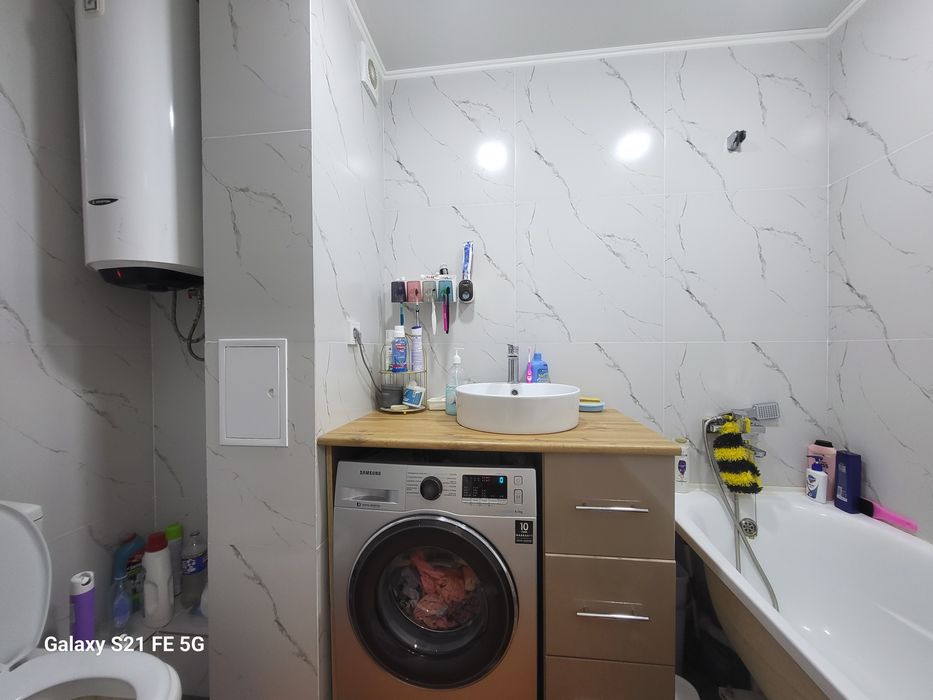 Продам 4комн квартиру по адресу 6микр 85 дом