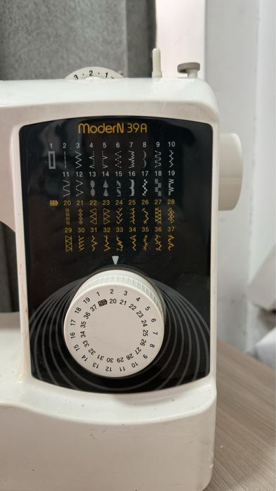 Швейная машина продаю срочно