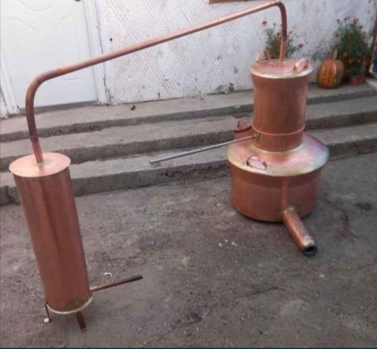 Vând cazane de făcut palinca