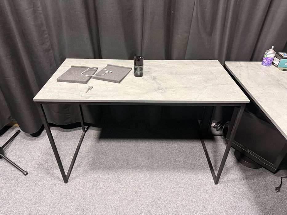 Офисный стол / компьютерный стол