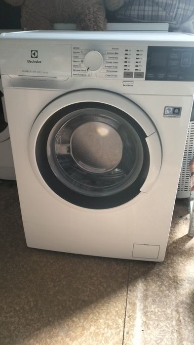 Продам стиральную машину