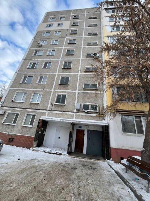 3шка в центре, на Драм театре