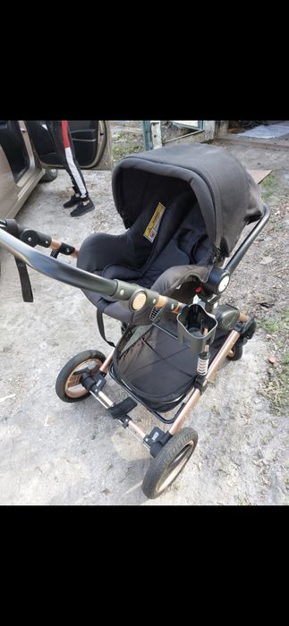 Продаются коляски 2шт+санки