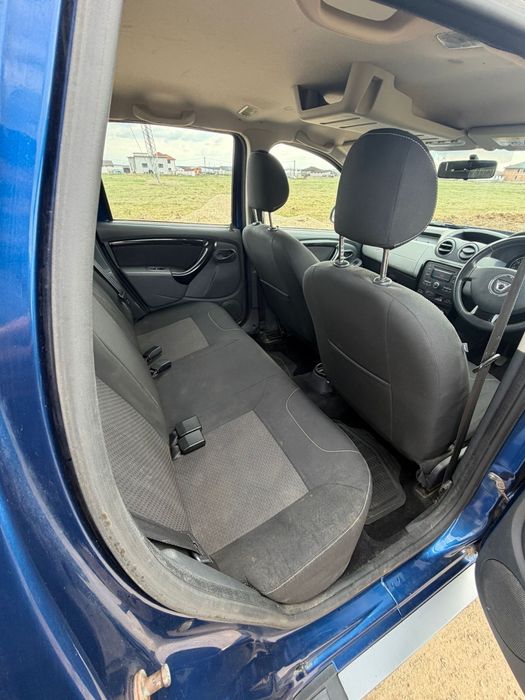 Dacia Duster   1.5 dci fara rugina. 97 mile