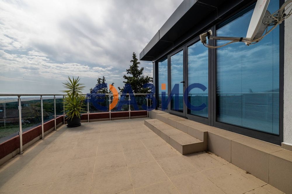 Продава се Къща в с. Кошарица, Област Бургас - 408 кв.м за 1713 €/кв.м - Снимка #11