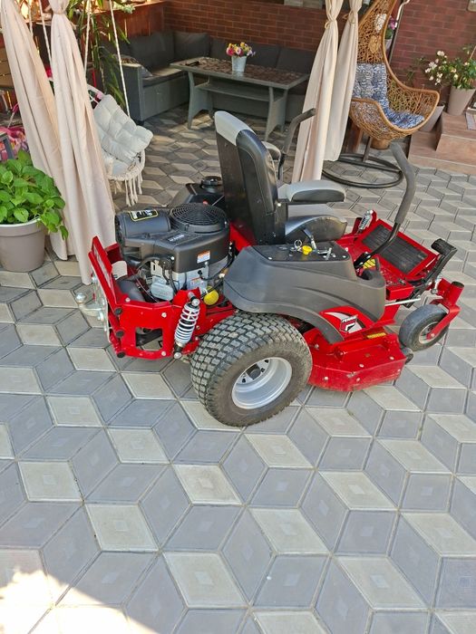 Tractoras Gazon 2024 Ferris 400S USA